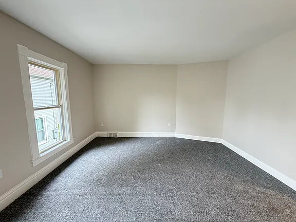 2 bed 1 bath - 320 Chestnut St, APT 2, Lockport, NY 14094