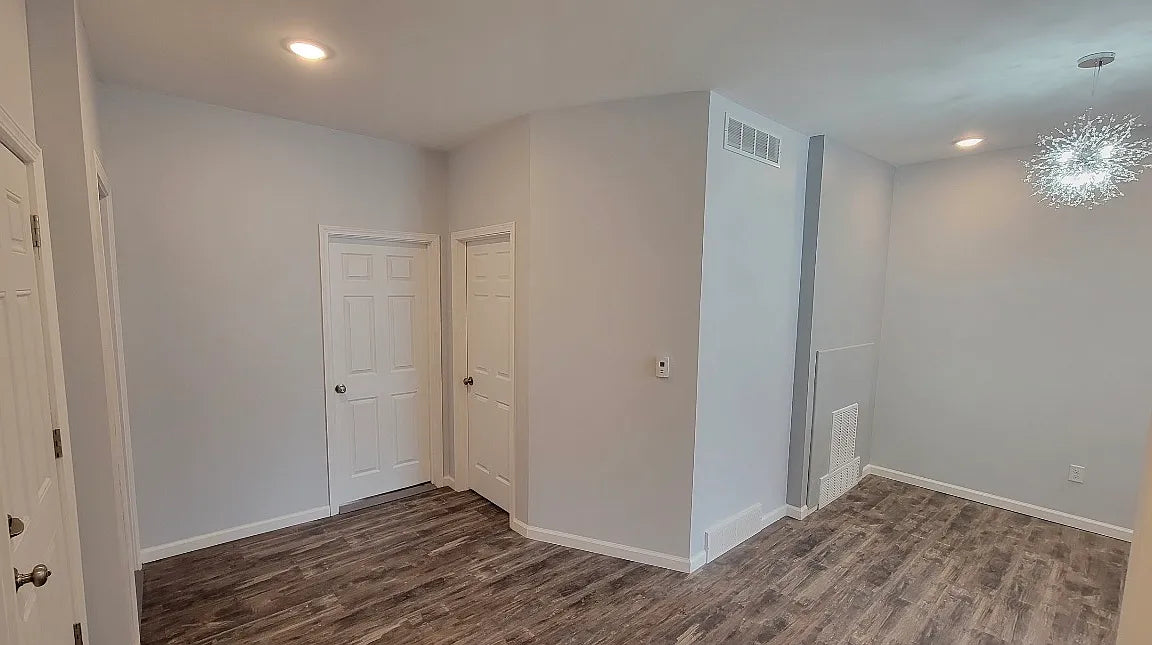 2 bed 1 bath- 1961 Seneca St #2, Buffalo, NY 14210