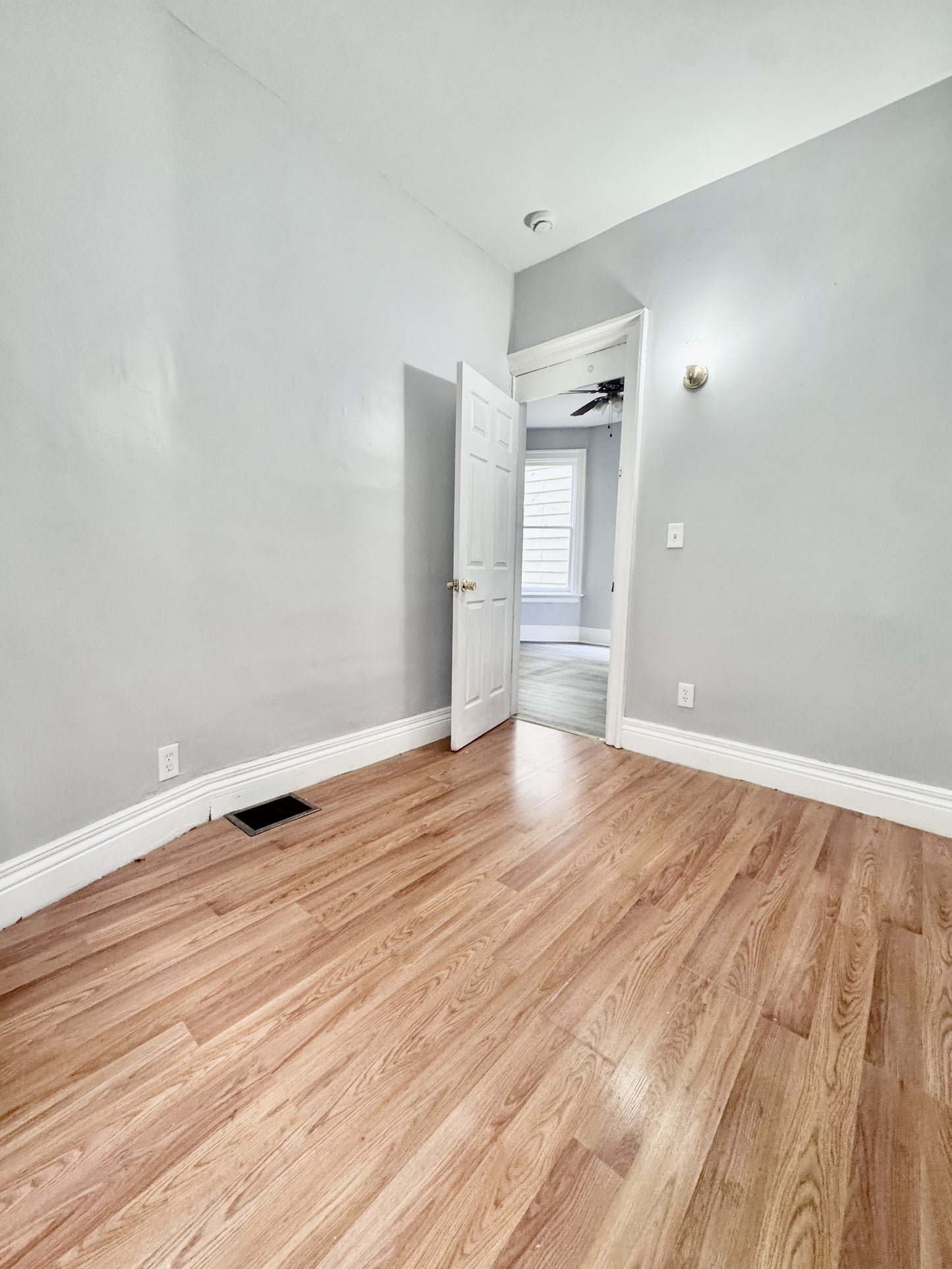3 bed 1 bath - 339 Hampshire Street - 1 Buffalo, NY 14213