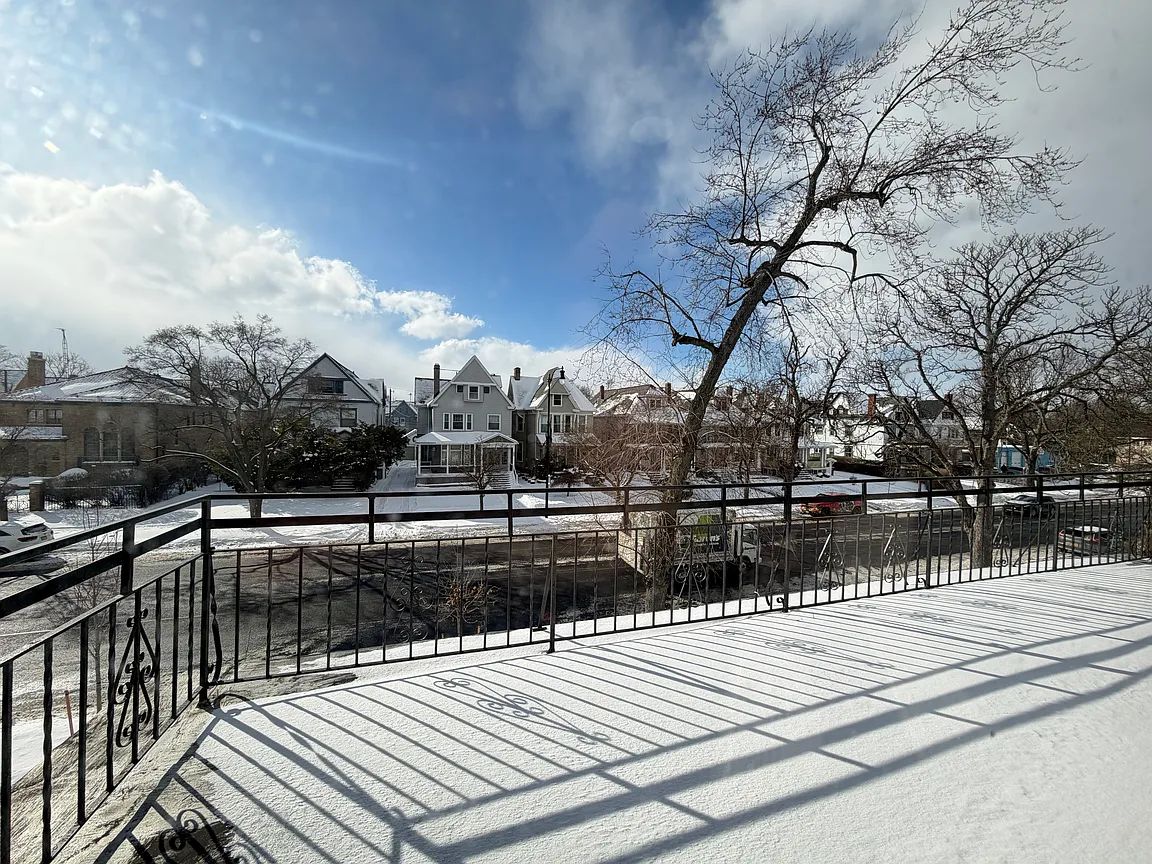 2 bed 1 bath - 799 Niagara St #2 Buffalo NY 14213