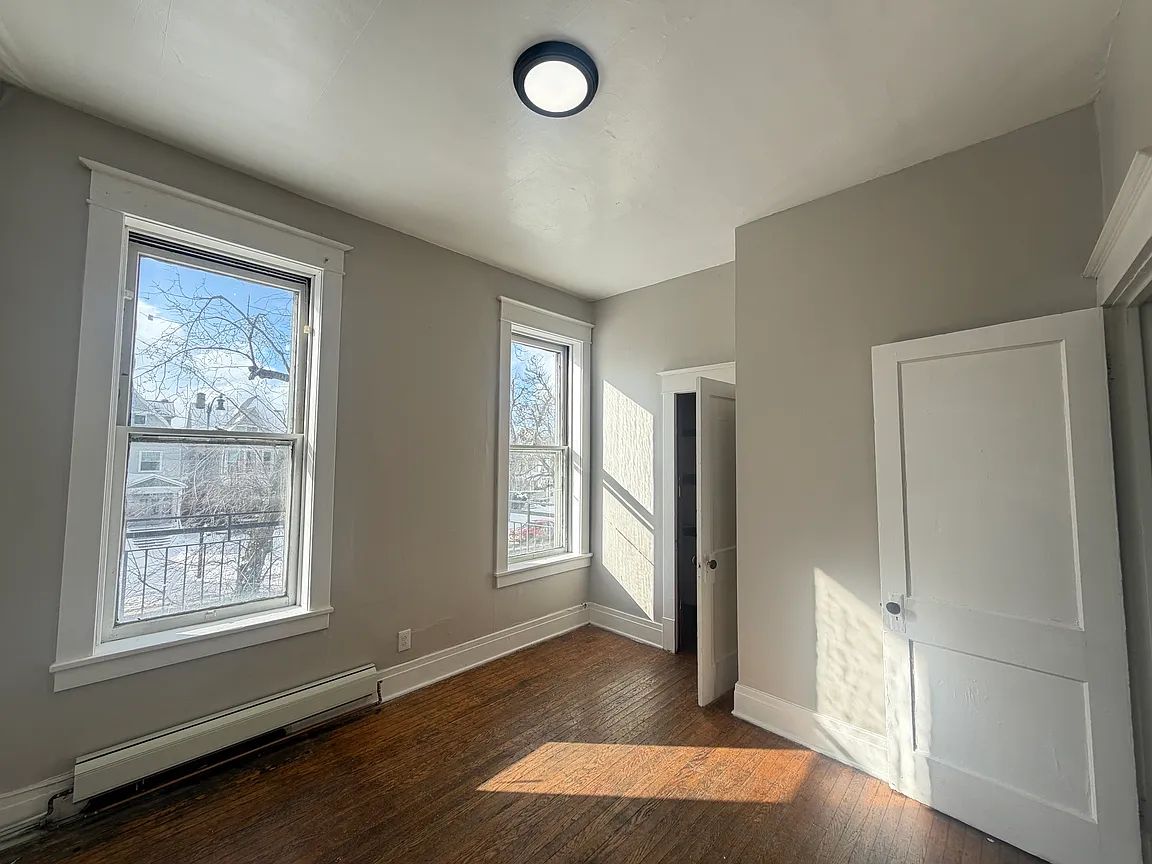 2 bed 1 bath - 799 Niagara St #2 Buffalo NY 14213