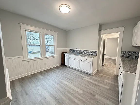 3 bed 1 bath- 2026 Hertel Ave APT 1, Buffalo, NY 14214