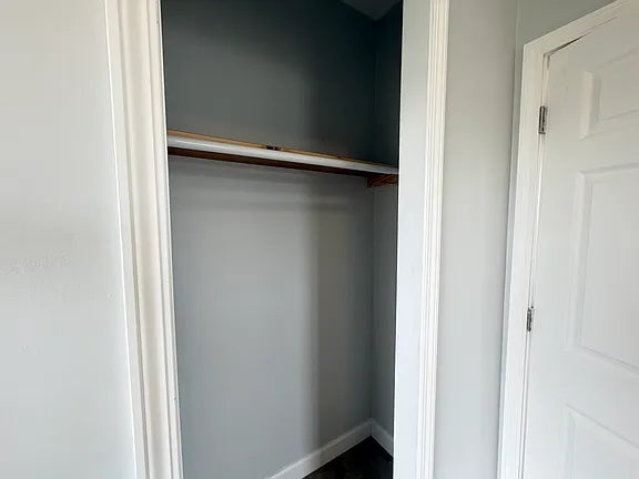2 bed 1 bath - 2026 Hertel Ave, # A5