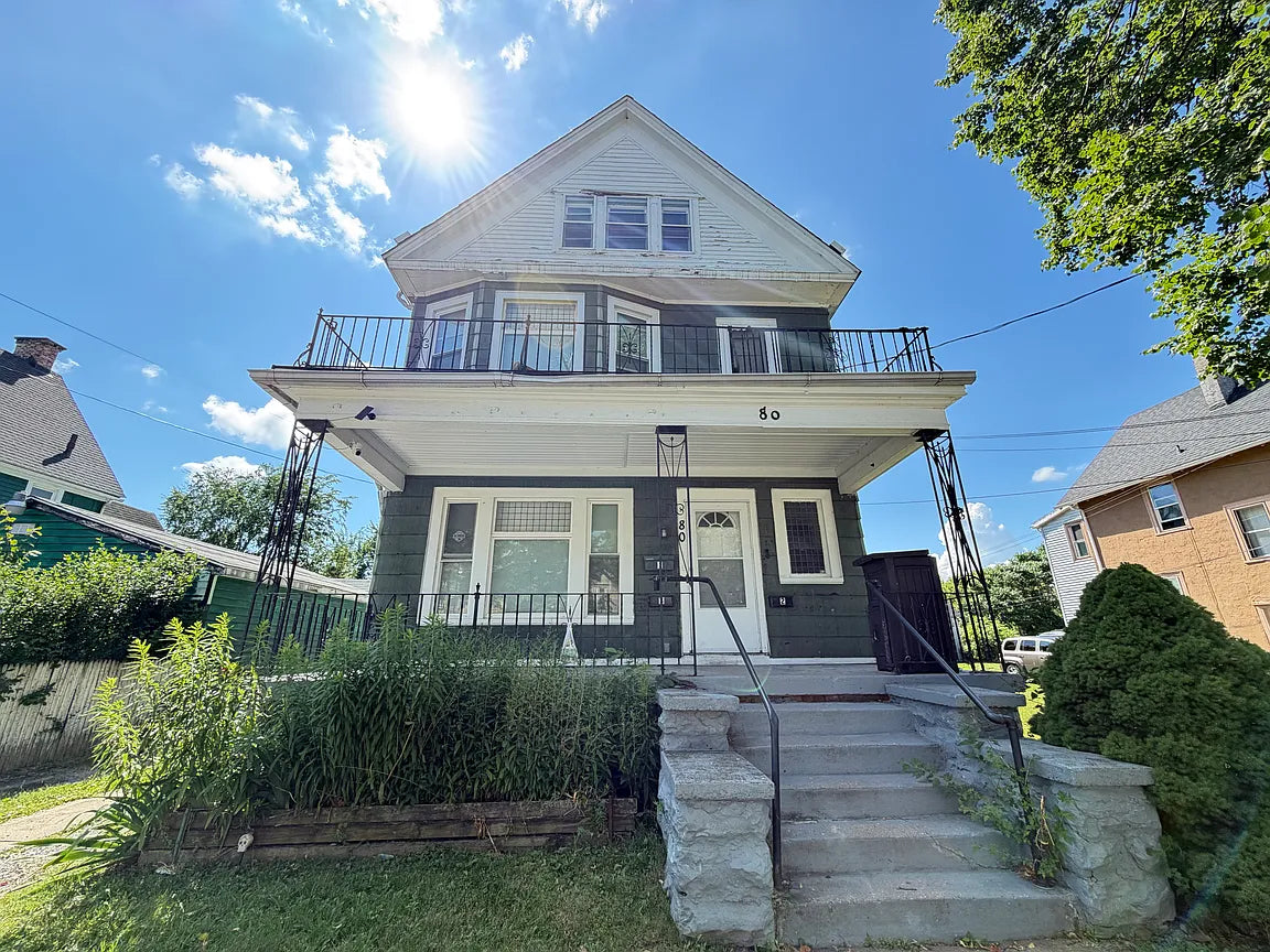 3 bed 1 bath - 80 Dewitt St, # 1, Buffalo, NY 14213