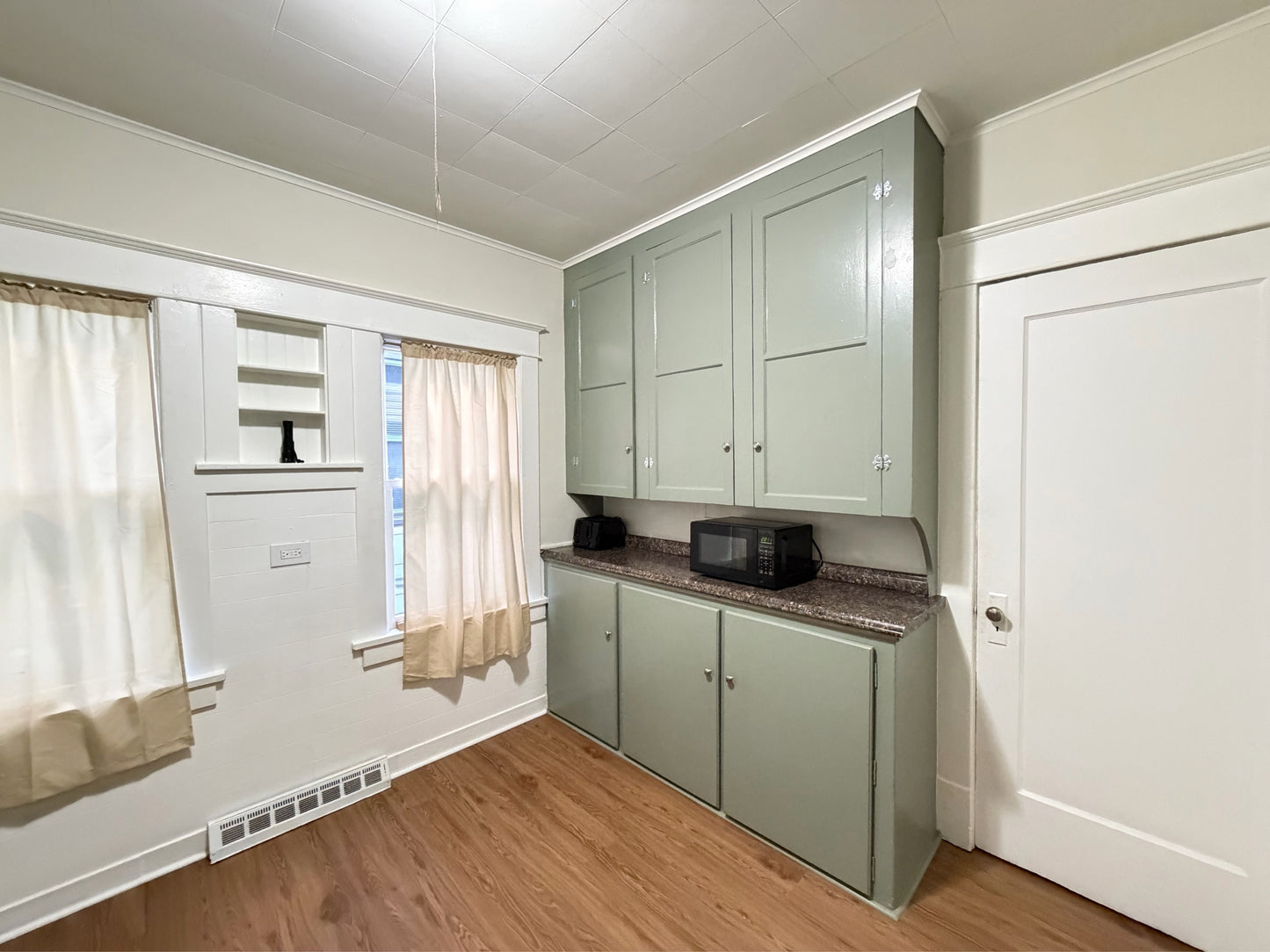 5 bed 1 bath - 99 Custer Street - 1 Buffalo, NY 14214