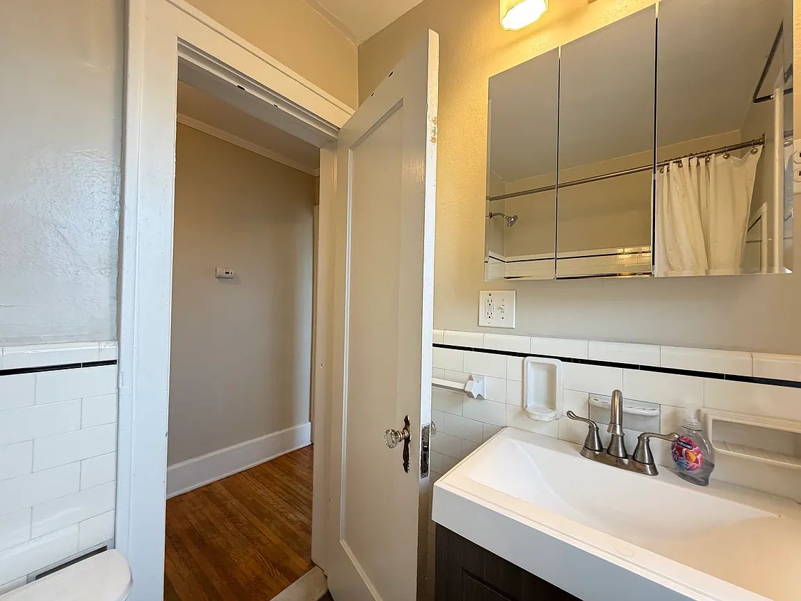 864 E Amherst St #19, Buffalo, NY 14215