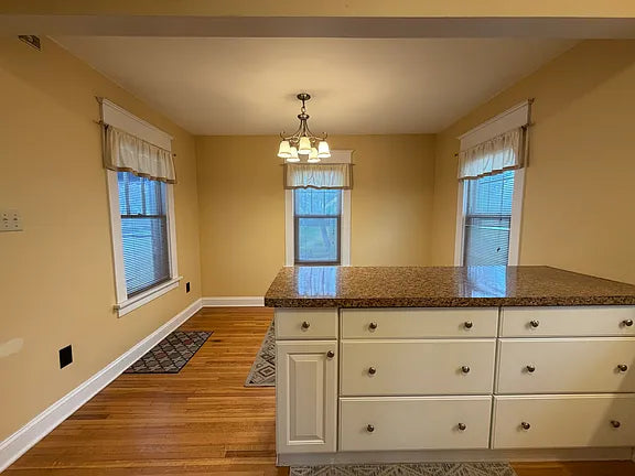 2 bed 1 bath- 37 Arlington Rd #1, Buffalo, NY 14221