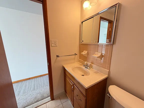 2 bed one bath- 406 Joe McCarthy Dr #B2, Buffalo, NY 14228