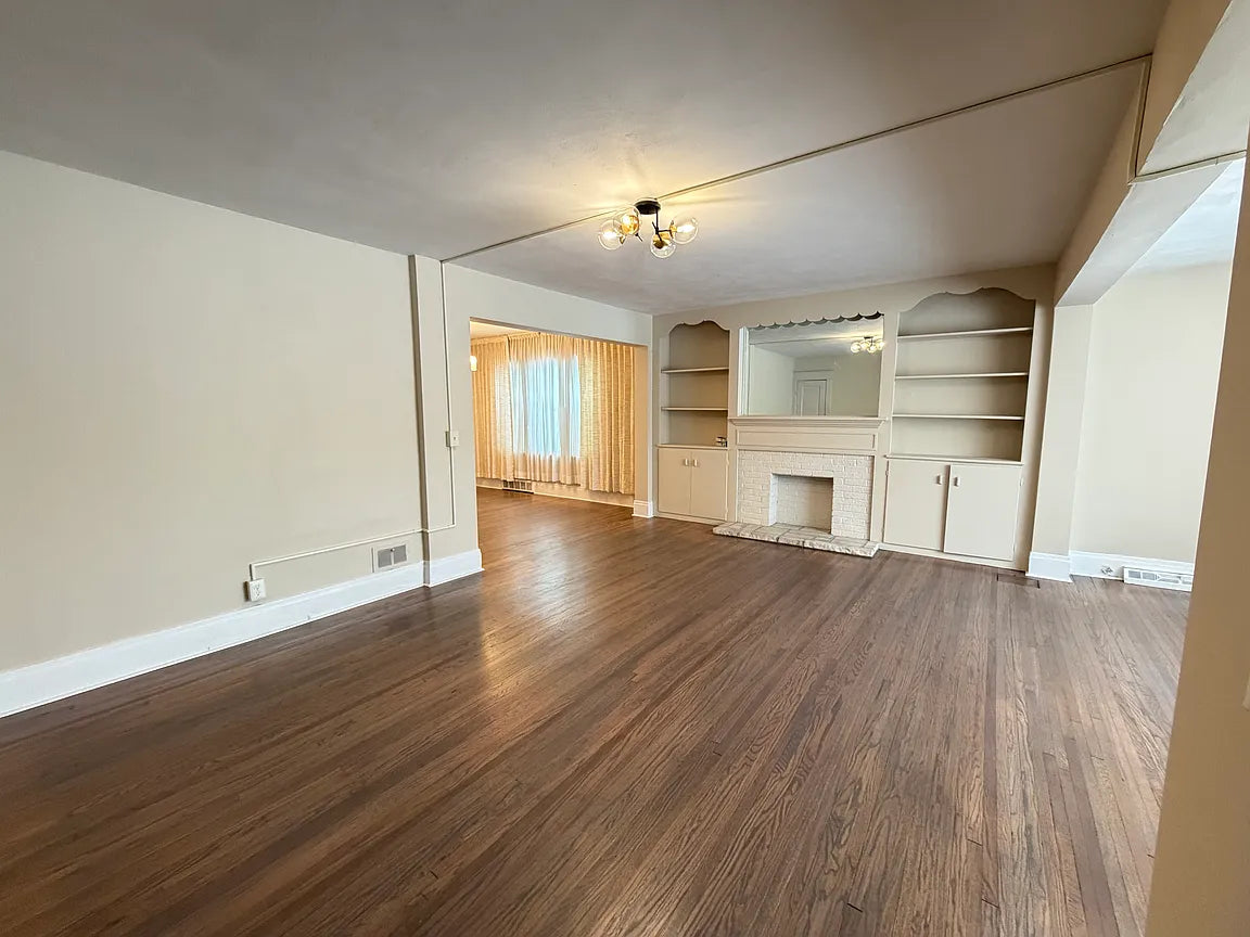 3 bed 1 bath- 300 N Park Ave Unit 1, Buffalo, NY 14216