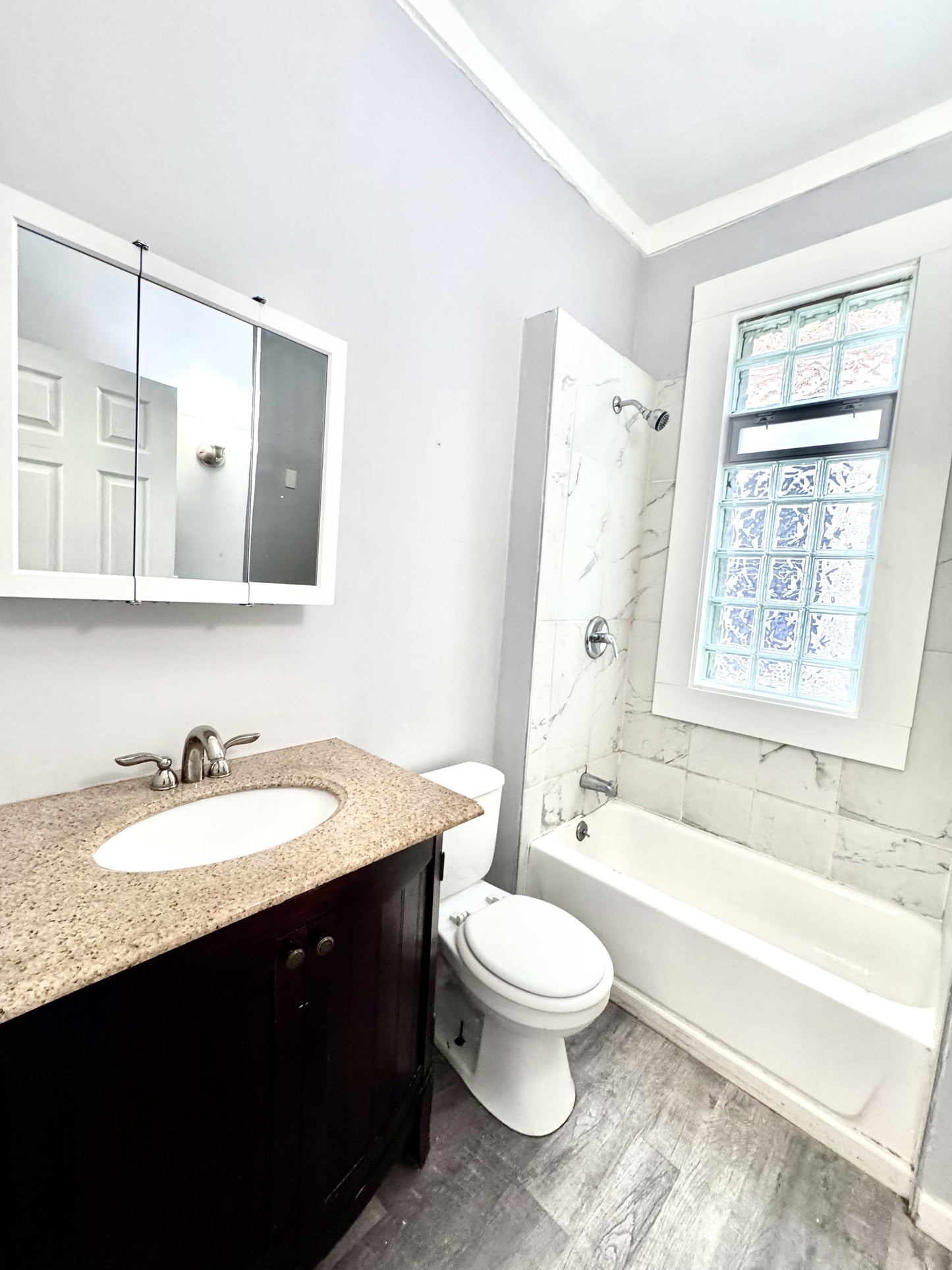 3 bed 1 bath - 339 Hampshire Street - 1 Buffalo, NY 14213