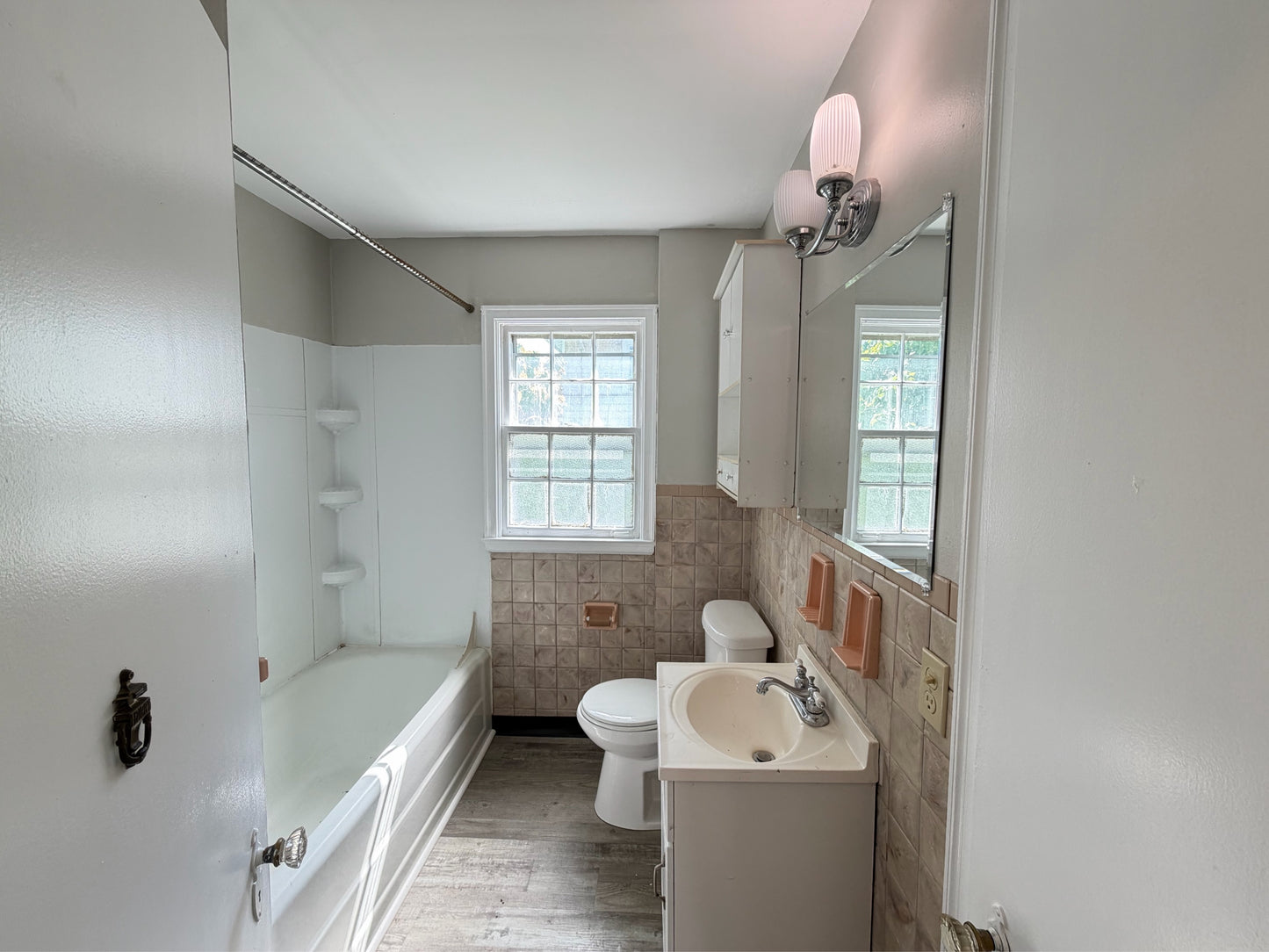 2 bed 1 bath - 1192 Haeberle Avenue Niagara Falls, NY 14301