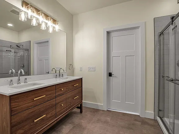 5 bed 2.5 bath- 284 Harding Rd, Buffalo, NY 14221