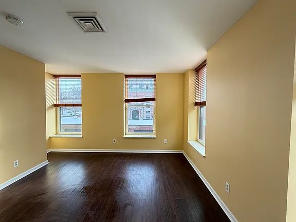 2 bed 1 bath - 900 Delaware Ave APT 203, Buffalo, NY 14209