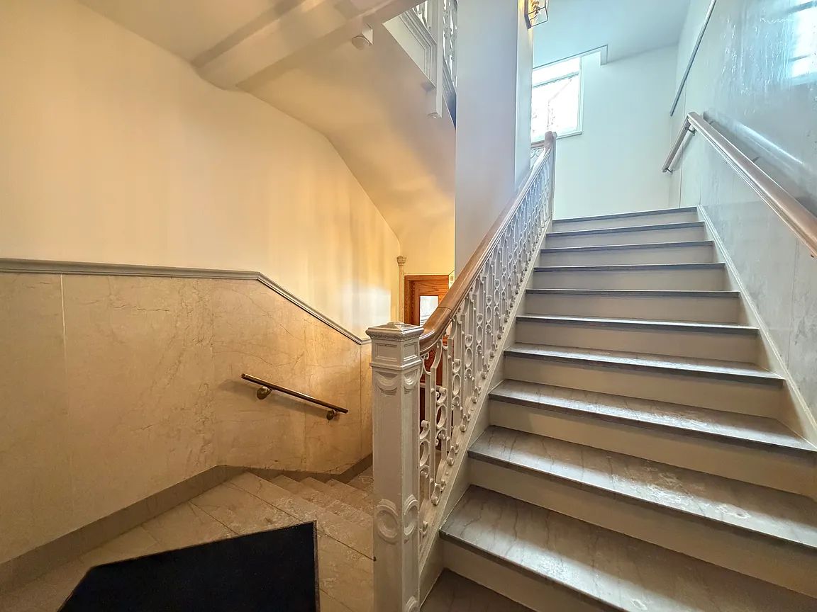 2 bed 1 bath - 900 Delaware Ave APT 203, Buffalo, NY 14209