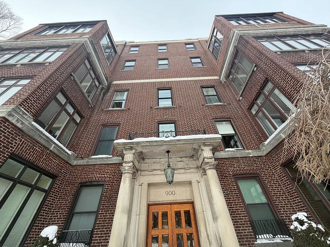 2 bed 1 bath - 900 Delaware Ave APT 203, Buffalo, NY 14209