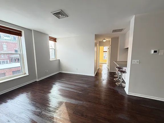 2 bed 1 bath - 900 Delaware Ave APT 203, Buffalo, NY 14209