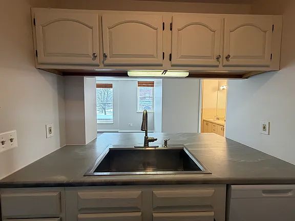 2 bed 1 bath - 900 Delaware Ave APT 203, Buffalo, NY 14209