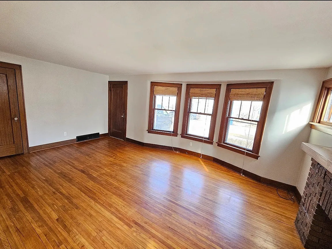 2 bed 1 bath- 175 Hamilton Dr #1, Buffalo, NY 14226