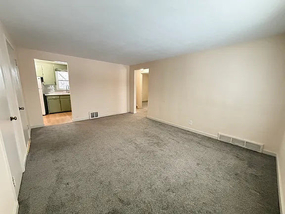 2 bed 1 bath- 48 Layton Ave #2, Amherst, NY 14226