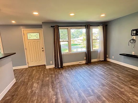 93 Iris Ave FLOOR 1, Buffalo, NY 14224