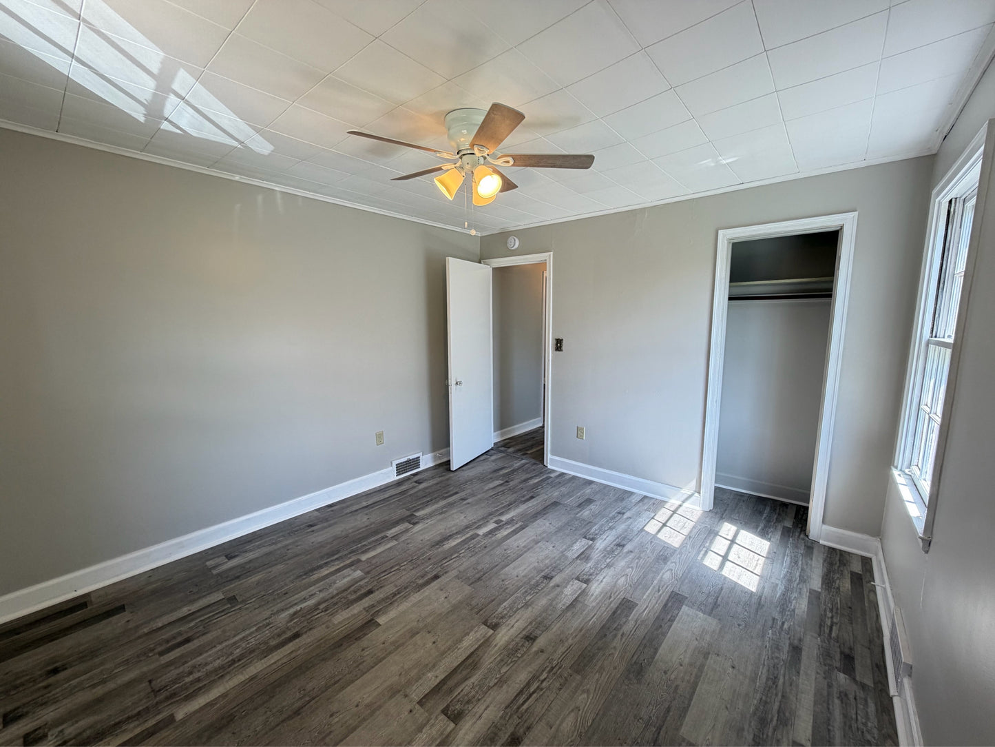 2 bed 1 bath - 1192 Haeberle Avenue Niagara Falls, NY 14301