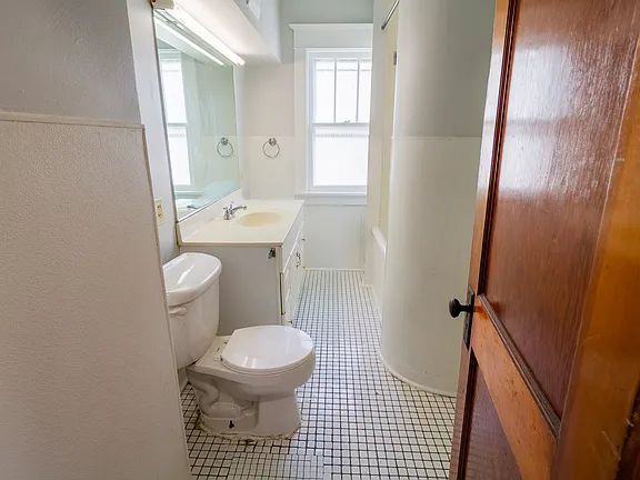 95 Roswell Ave FLOOR 2, Buffalo, NY 14207