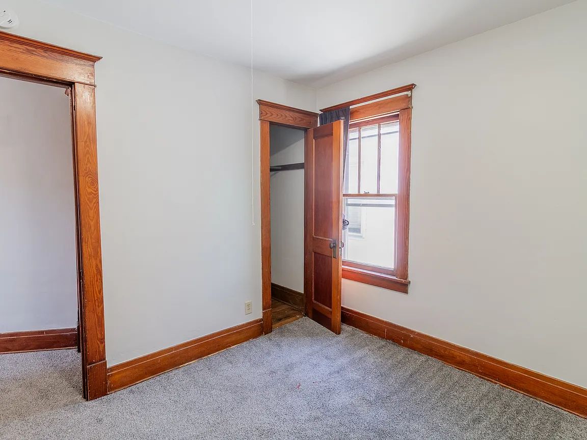 95 Roswell Ave FLOOR 2, Buffalo, NY 14207