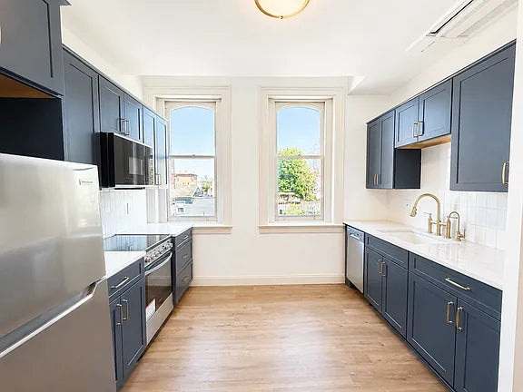 2 bed 1 bath - 319 Connecticut St, # 2, Buffalo, NY 14213