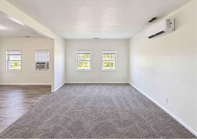 3 bed 1 bath - 5714 Buffalo Avenue - 2 Niagara Falls, NY 14304