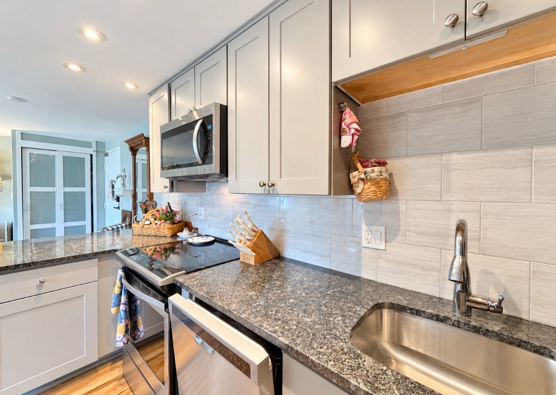 1 bed 1 bath - 849 Delaware Ave #102 Buffalo, NY 14209