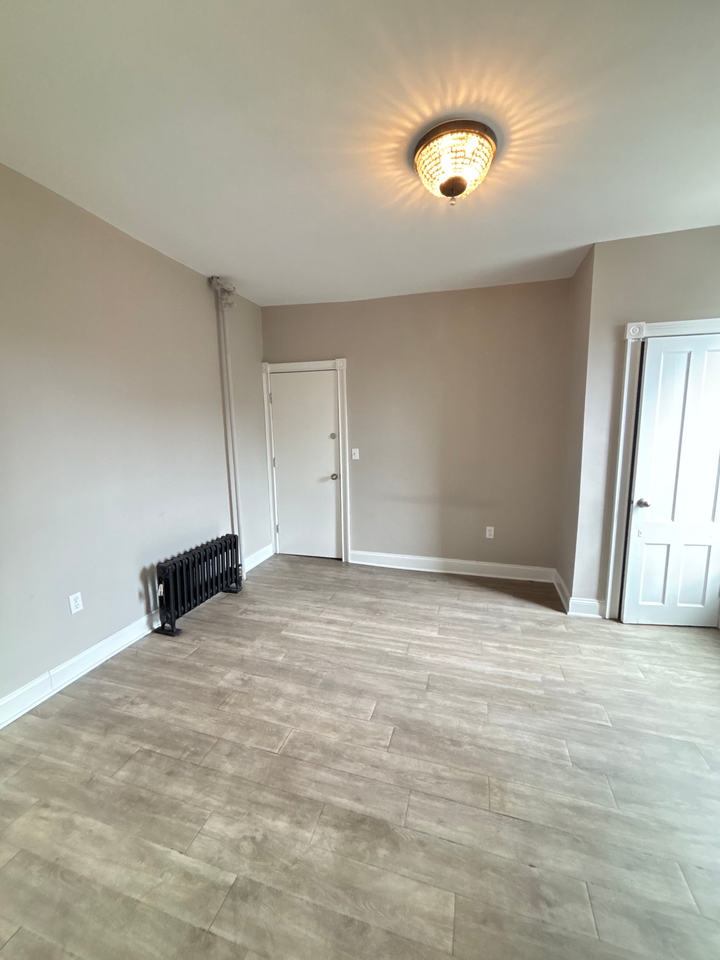 1 Bed, 1 Bath- 232 Richmond Ave #13, Buffalo, NY 14222