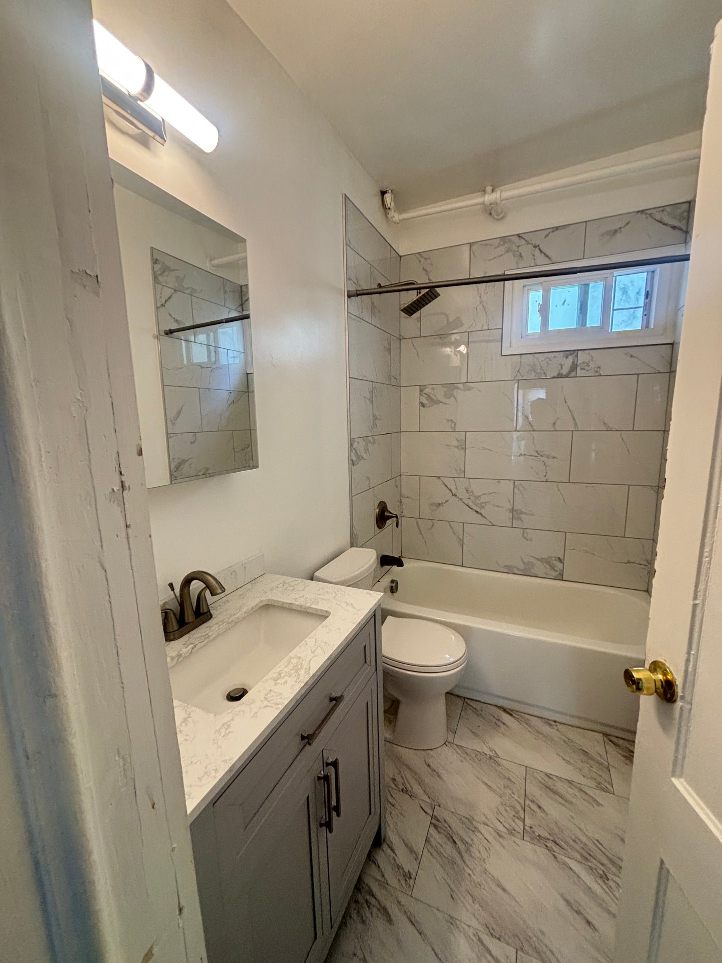 1 Bed, 1 Bath- 232 Richmond Ave #3 Buffalo, NY 14222