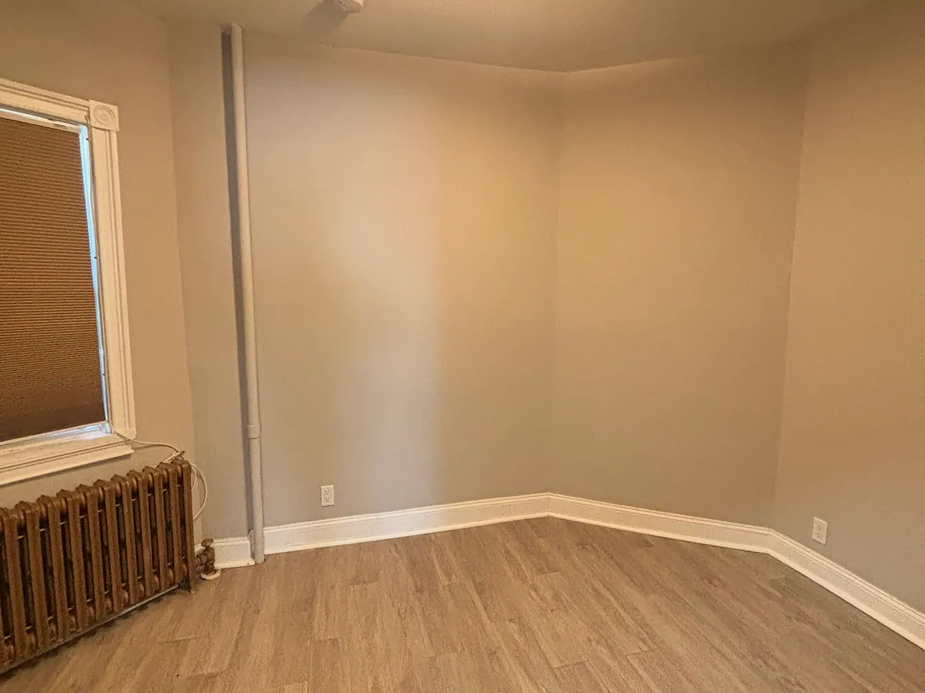 1 Bed, 1 Bath- 232 Richmond Ave #12, Buffalo, NY 14222