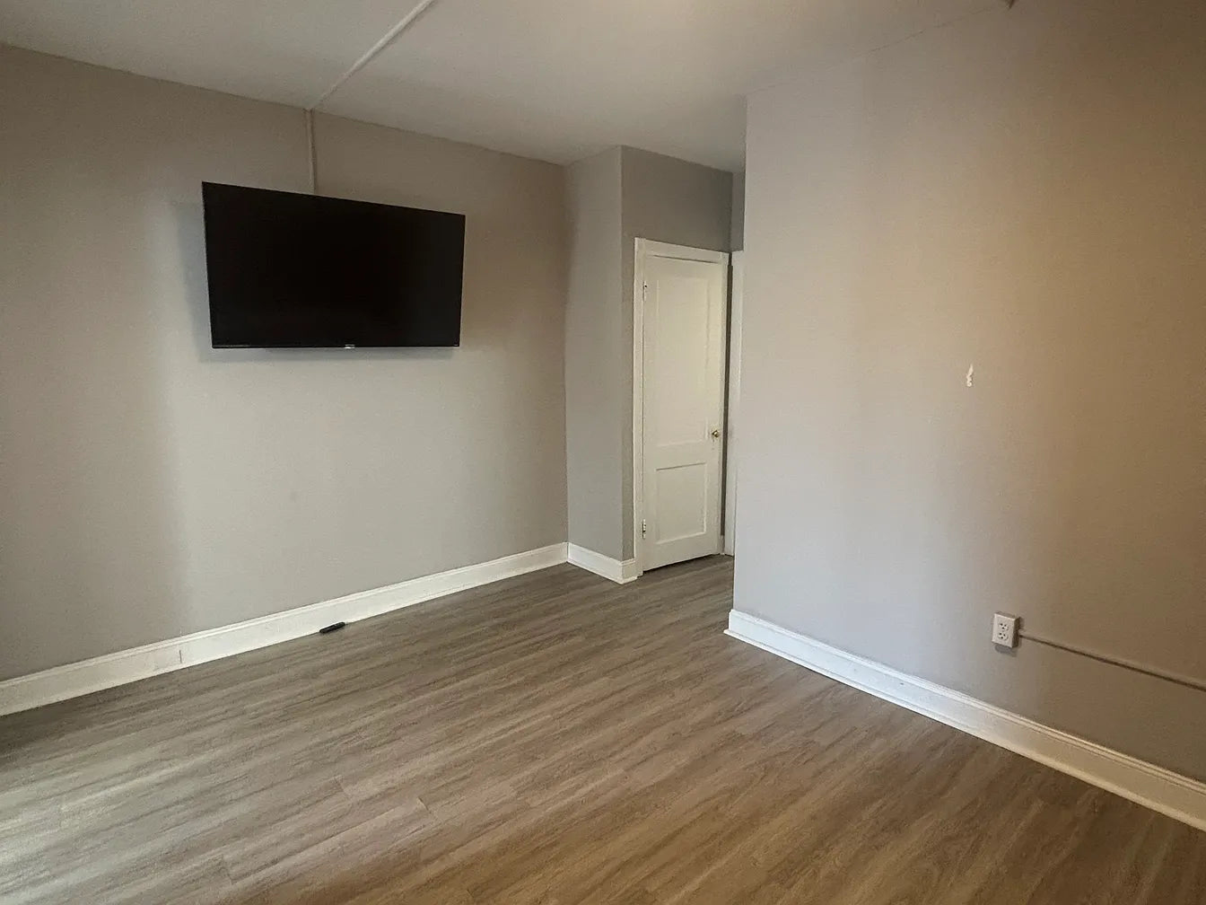 1 Bed, 1 Bath- 232 Richmond Ave #3, Buffalo, NY 14222