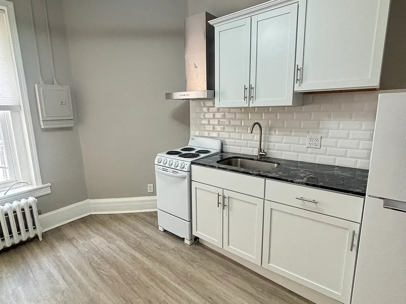 1 Bed, 1 Bath- 232 Richmond Ave #3, Buffalo, NY 14222