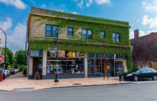 2 Bed, 1.5 Bath- 244 Allen St #2, Buffalo, NY 14201