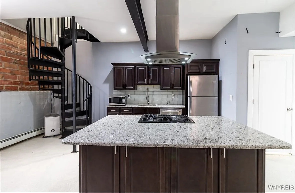 2 Bed, 1.5 Bath- 244 Allen St #2, Buffalo, NY 14201