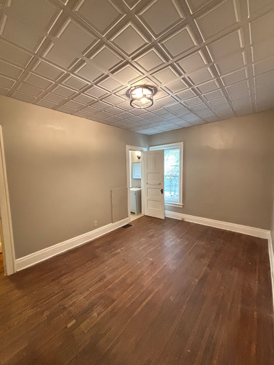 1 Bed, 1 Bath- 114 Crescent Ave APT 2, Buffalo, NY 14214
