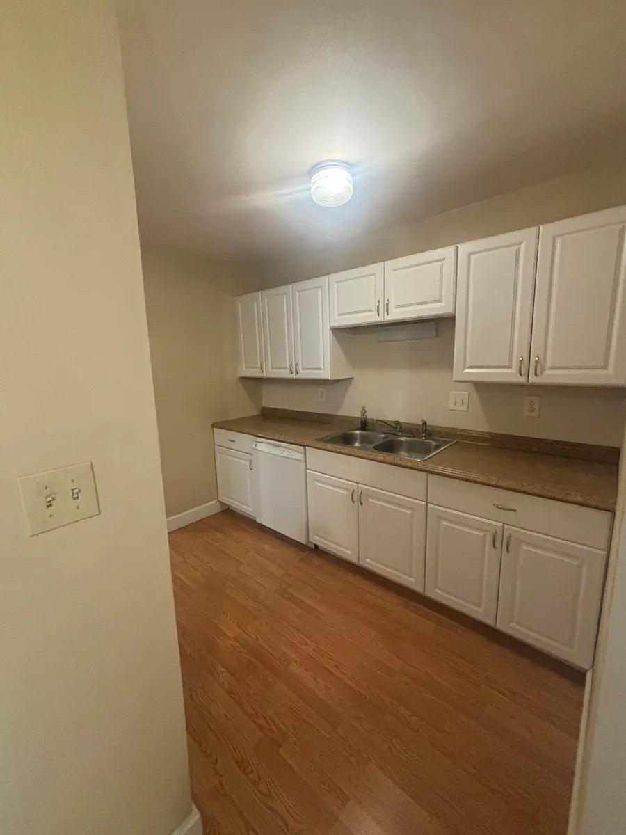 1 Bed, 1 Bath- 739 Ashland Ave #LR Buffalo, NY 14222