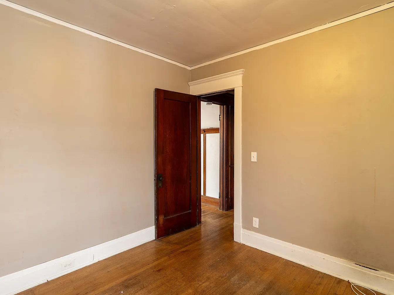 2 Bed, 1 Bath- 70 Norwalk Ave FLOOR 1, Buffalo, NY 14216