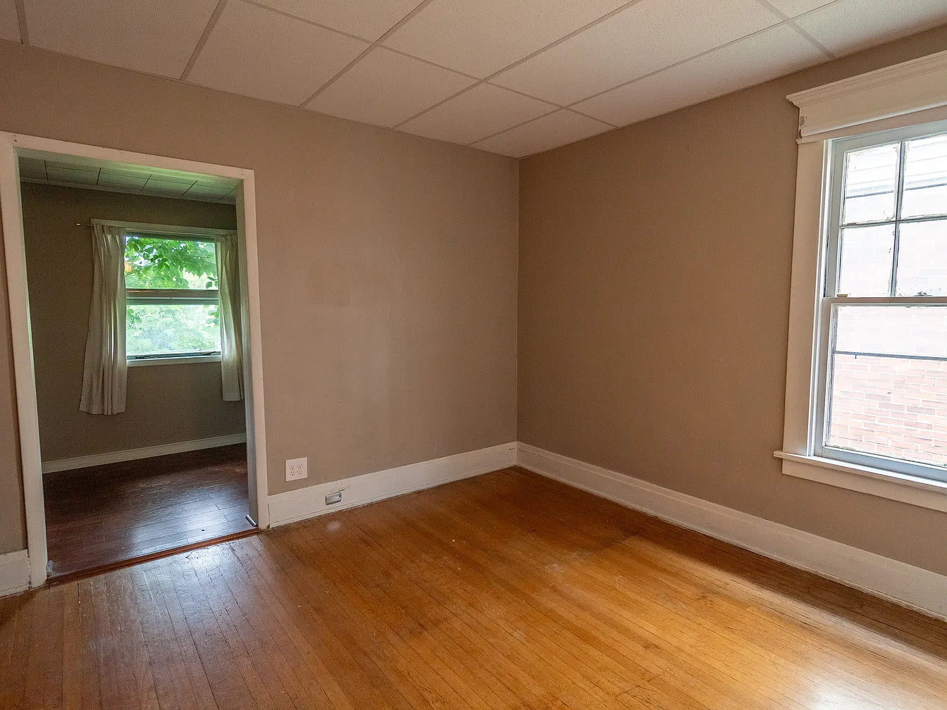 2 Bed, 1 Bath- 70 Norwalk Ave FLOOR 1, Buffalo, NY 14216