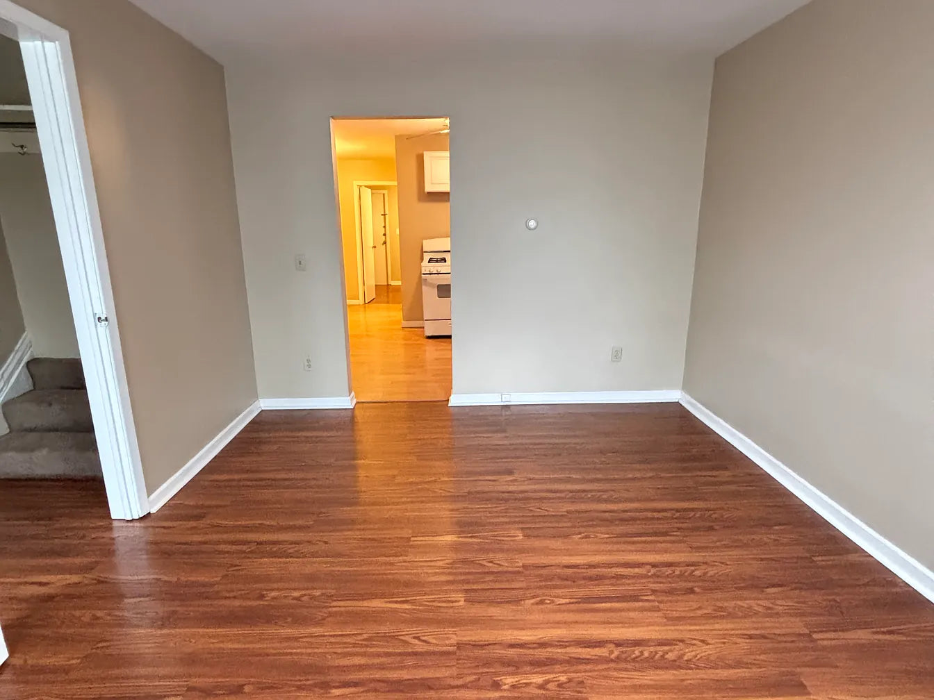 1 Bed, 1 Bath- 739 Ashland Ave, Buffalo, NY 14222