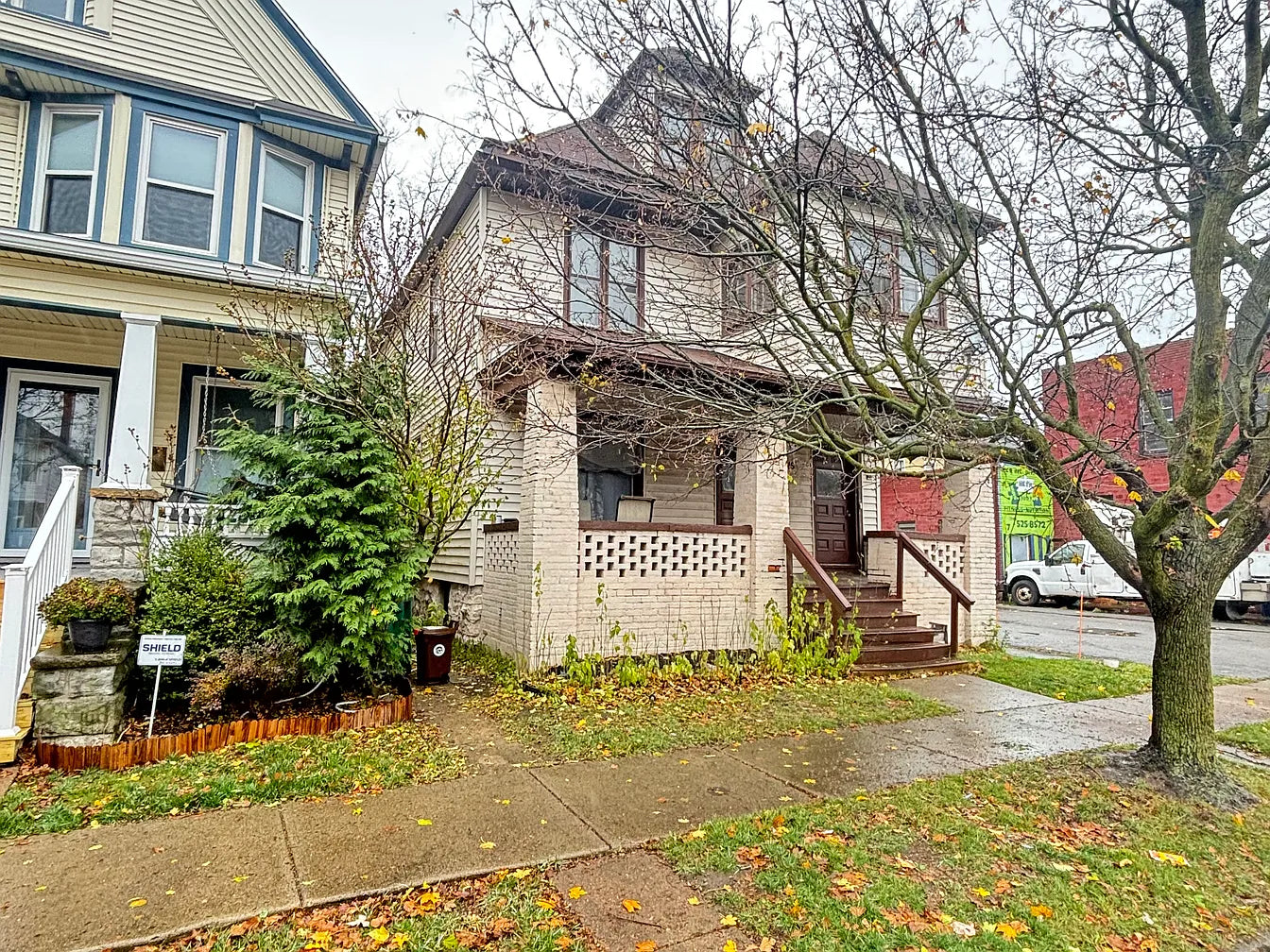 2 Bed, 1 Bath- 15 Florence Ave FLOOR 2, Buffalo, NY 14214