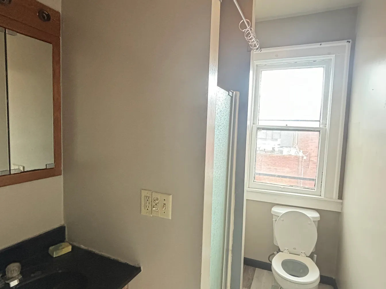 2 Bed, 1 Bath- 15 Florence Ave FLOOR 2, Buffalo, NY 14214