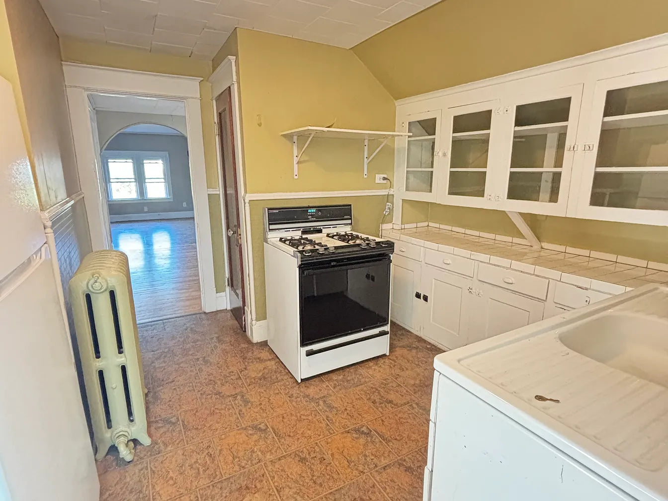 1 Bed, 1 Bath- 70 Norwalk Ave FLOOR 2, Buffalo, NY 14216