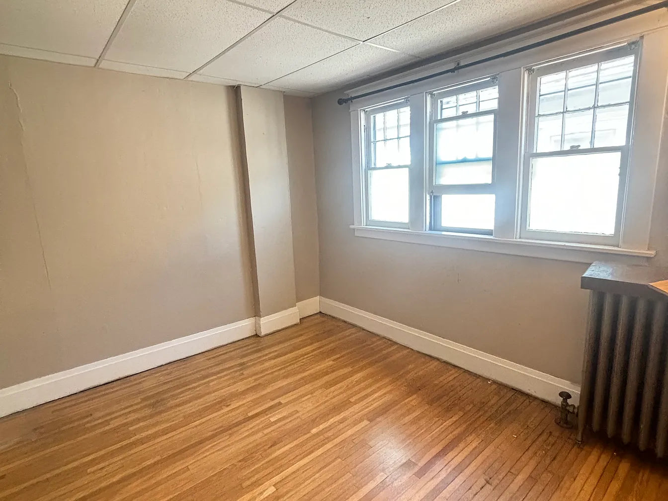 1 Bed, 1 Bath- 70 Norwalk Ave FLOOR 2, Buffalo, NY 14216