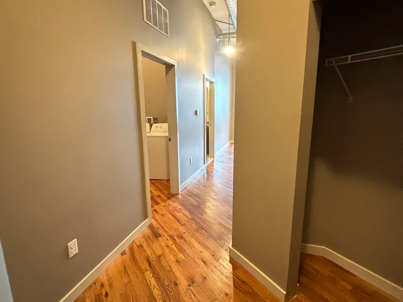 2 Bed, 2 Bath- 170 Florida St #206, Buffalo, NY 14208