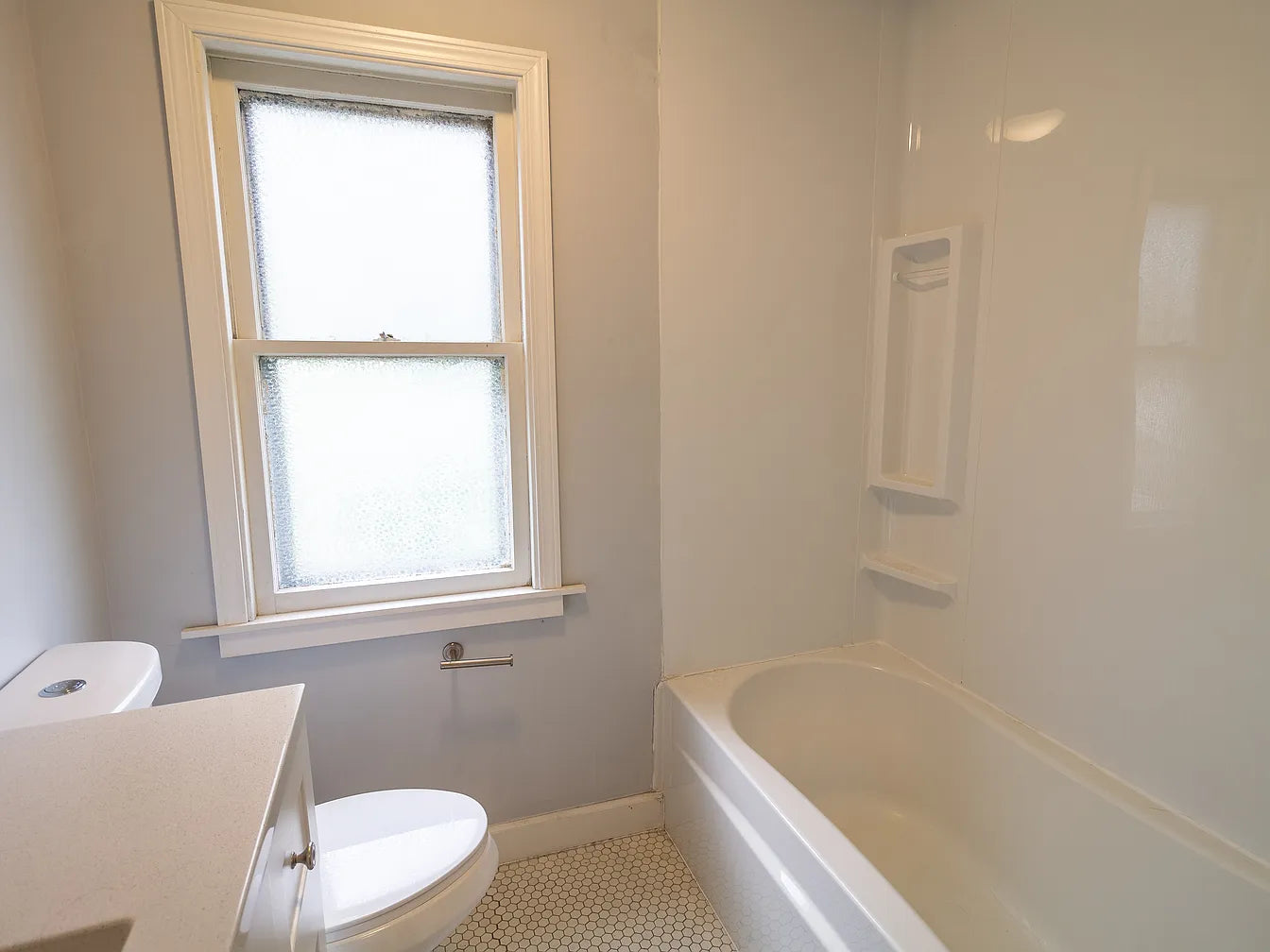 2 Bed, 1 Bath- 316 Nassau Ave FLOOR 1, Buffalo, NY 14217