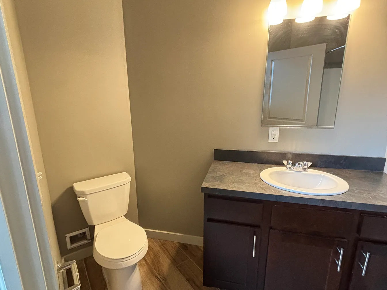 2 Bed, 1.5 Bath- 170 Florida St #209, Buffalo, NY 14208