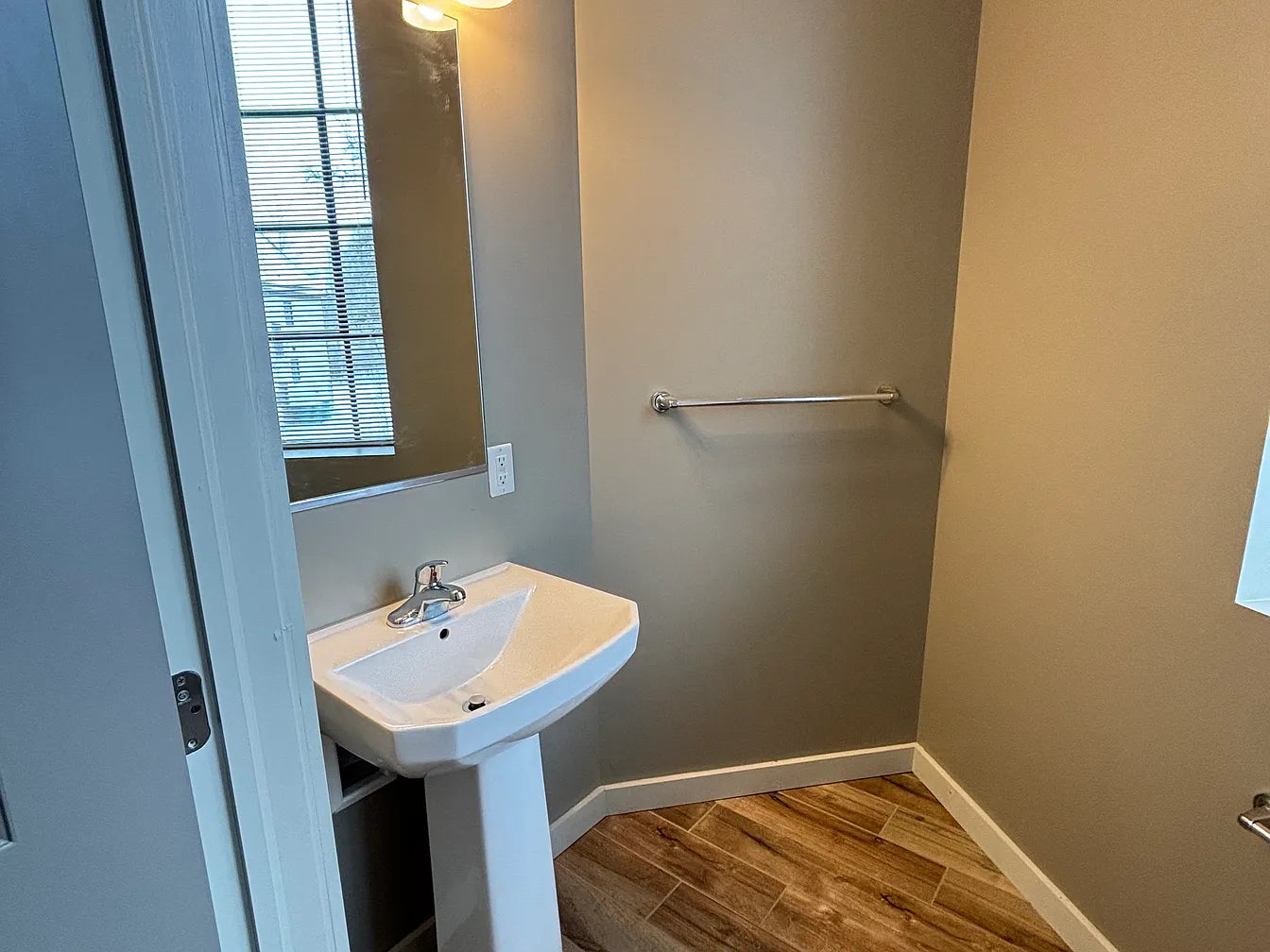 2 Bed, 1.5 Bath- 170 Florida St #209, Buffalo, NY 14208